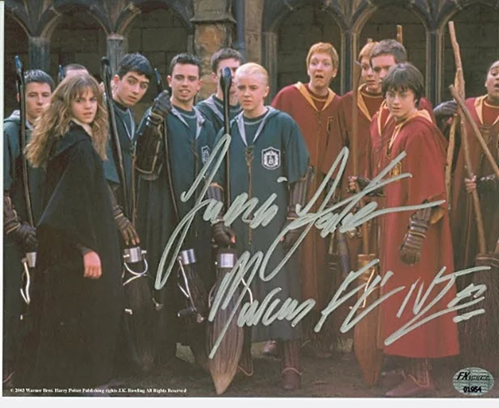 Jamie Yeates autograph