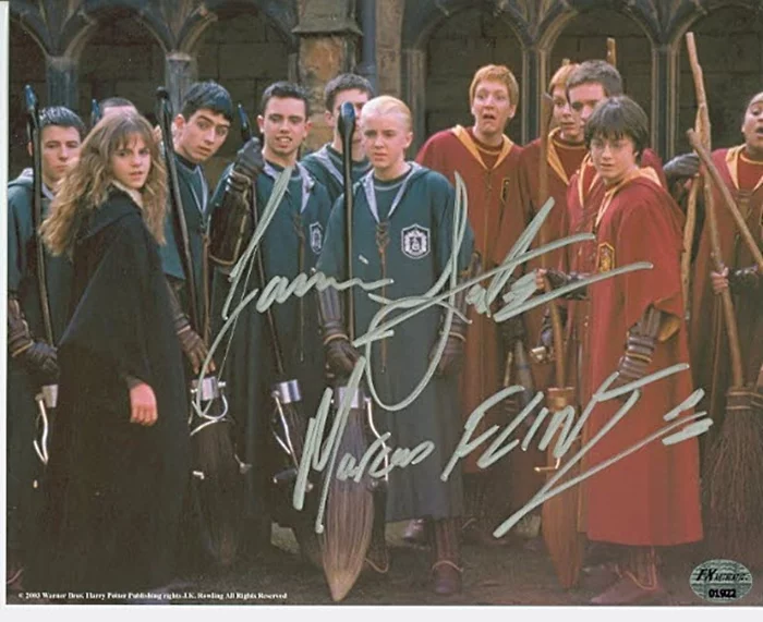 Jamie Yeates autograph