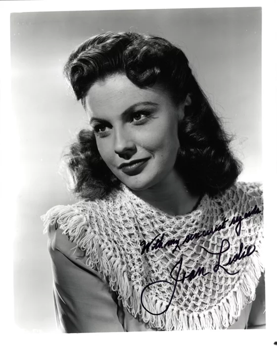 Joan Leslie autograph