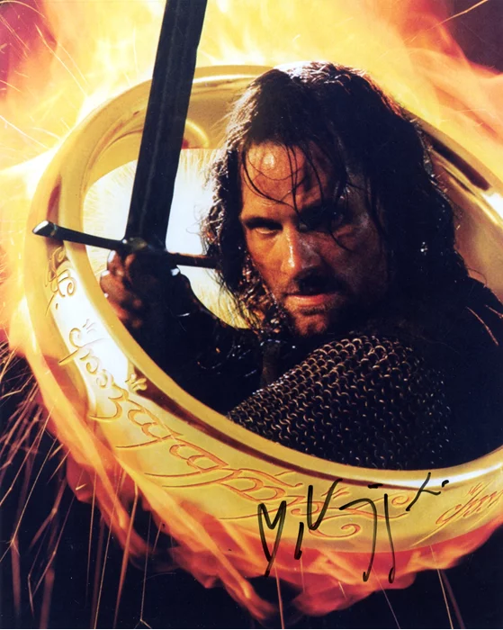 Viggo Mortensen autograph
