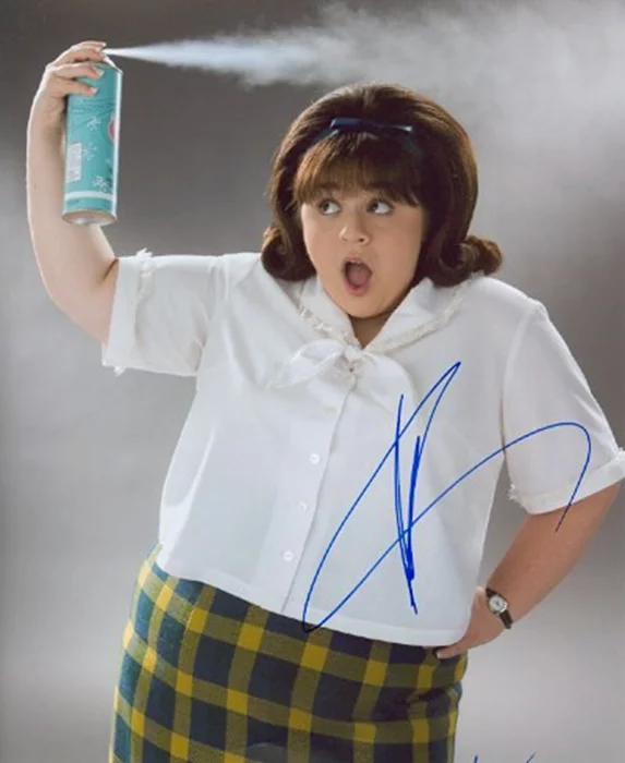 Nikki Blonsky autograph