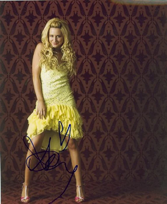 Ashley Tisdale autograph