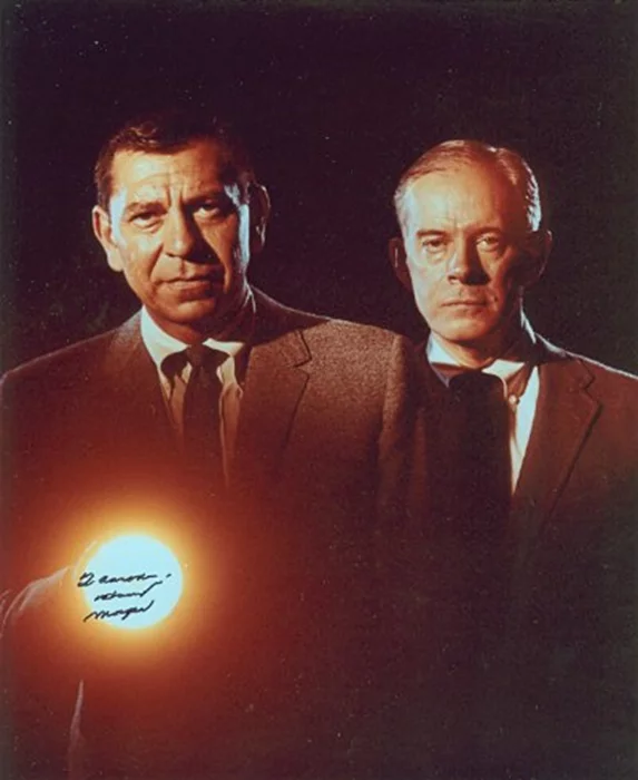 Harry Morgan autograph