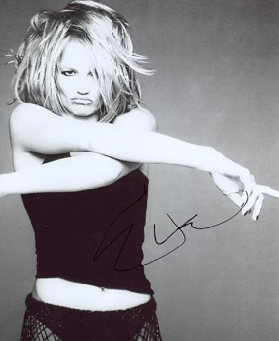 Ellen Barkin autograph