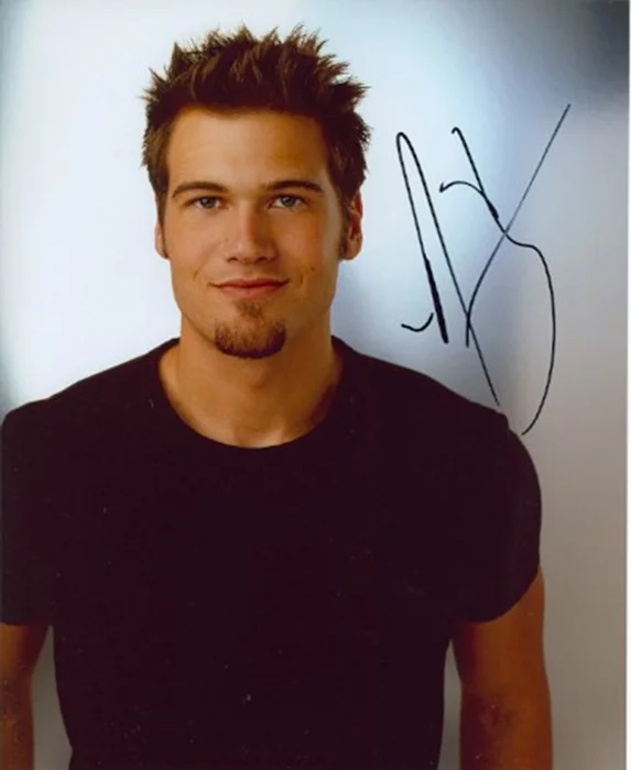 Nick Zano autograph