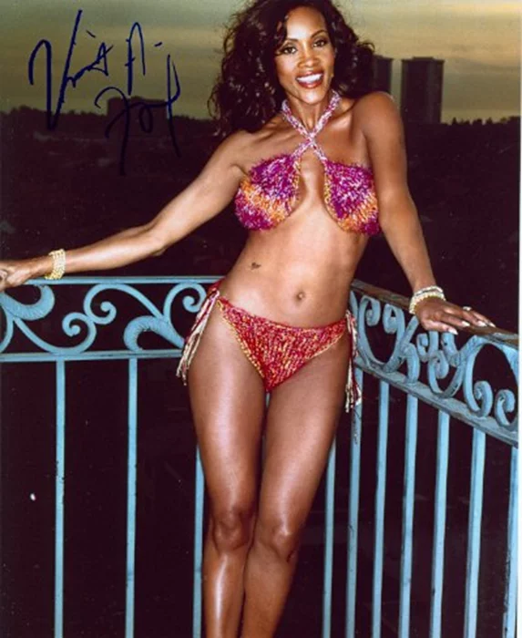 Vivica A. Fox autograph