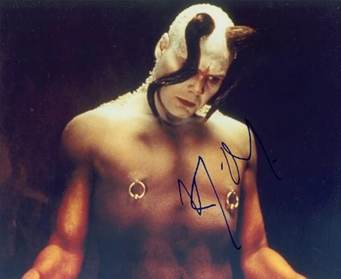 Vincent D'Onofrio autograph