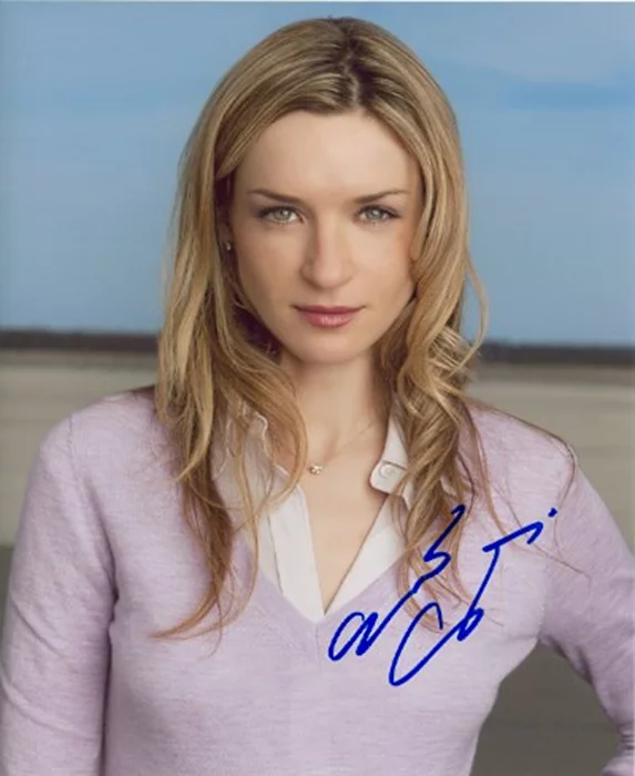 Ever Carradine autograph