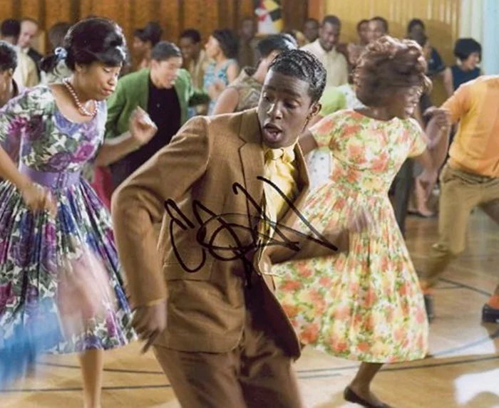 Elijah Kelley autograph