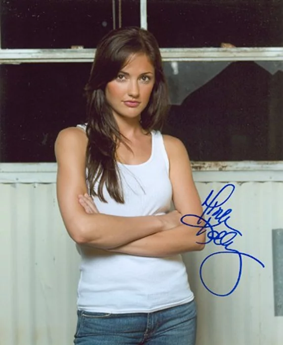 Minka Kelly autograph