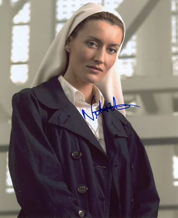 Natascha McElhone autograph