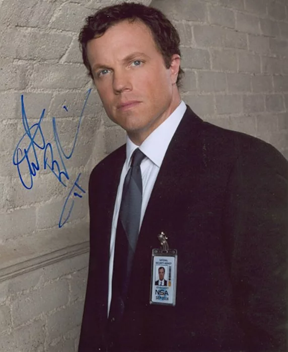 Adam Baldwin autograph