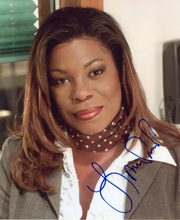 Lorraine Toussaint autograph