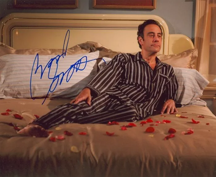 Brad Garrett autograph