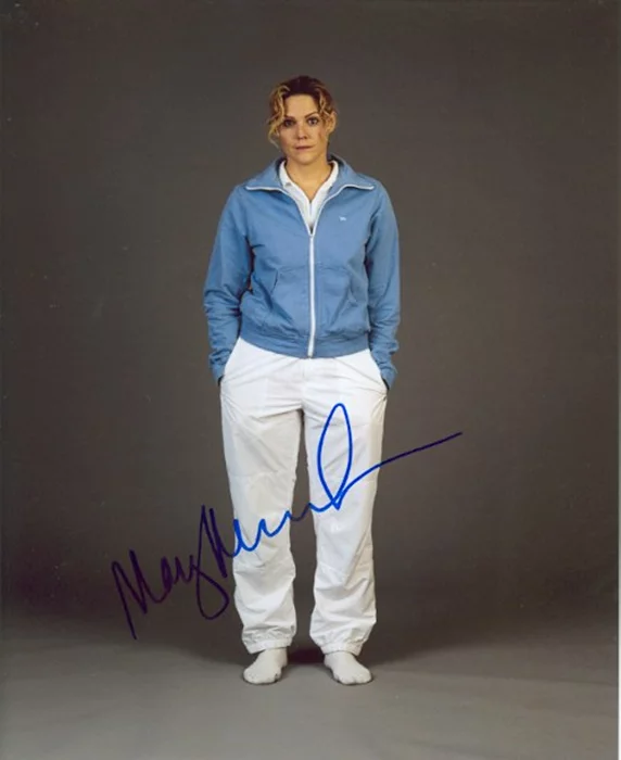 Mary McCormack autograph