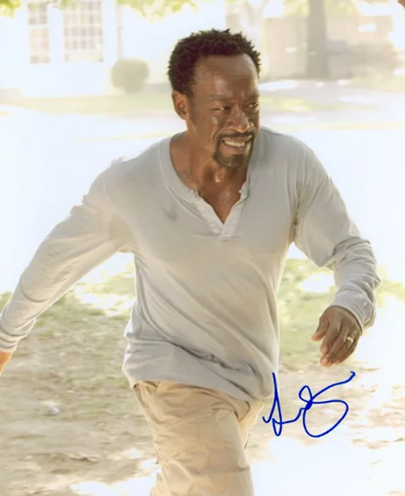 Lennie James autograph