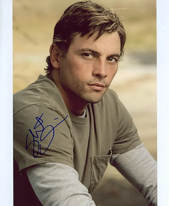 Skeet Ulrich autograph