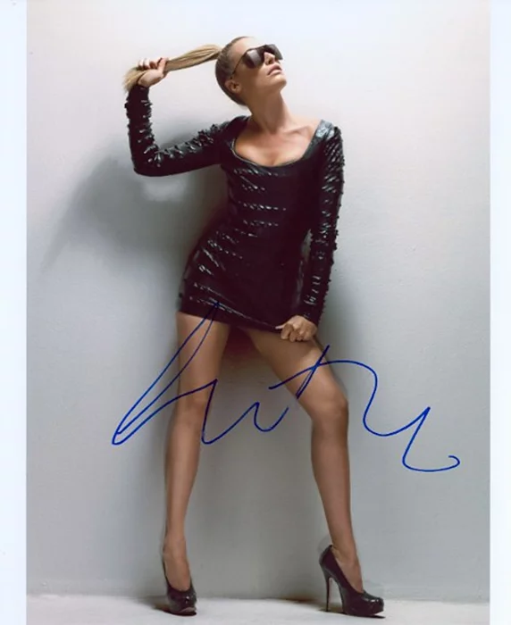 Cat Deeley autograph