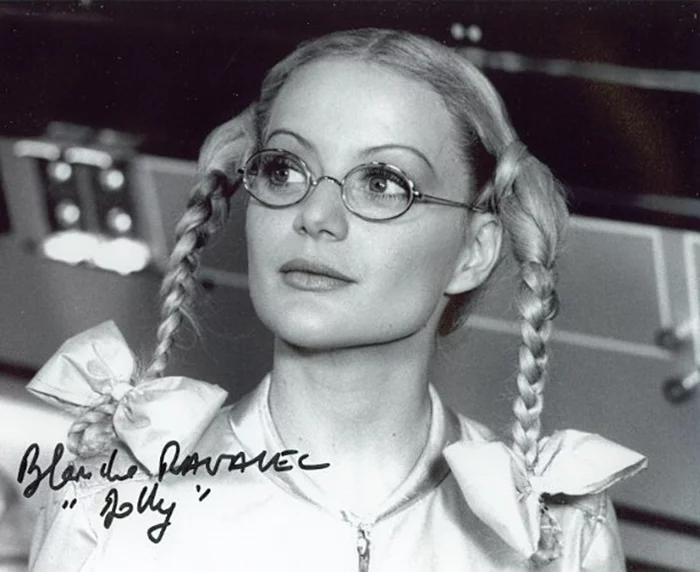 Blanche Ravalec autograph