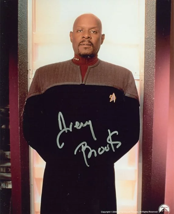 Avery Brooks autograph
