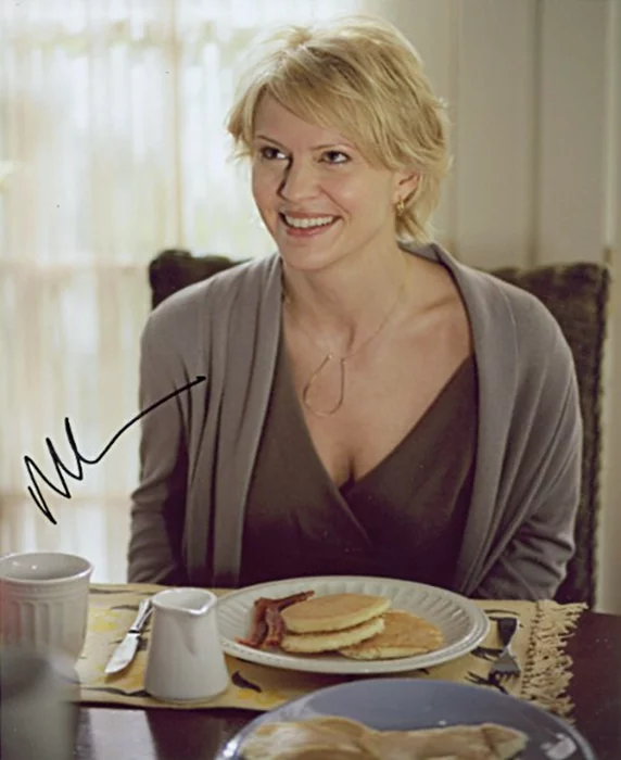 Marguerite MacIntyre autograph