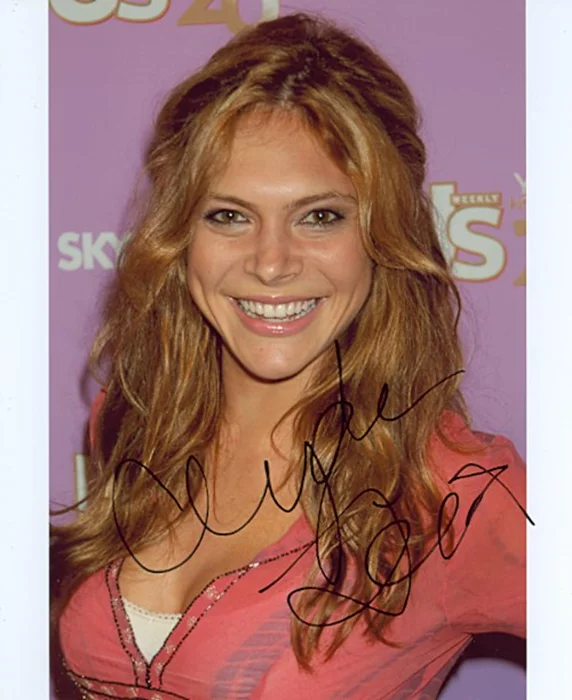 Ayda Field autograph
