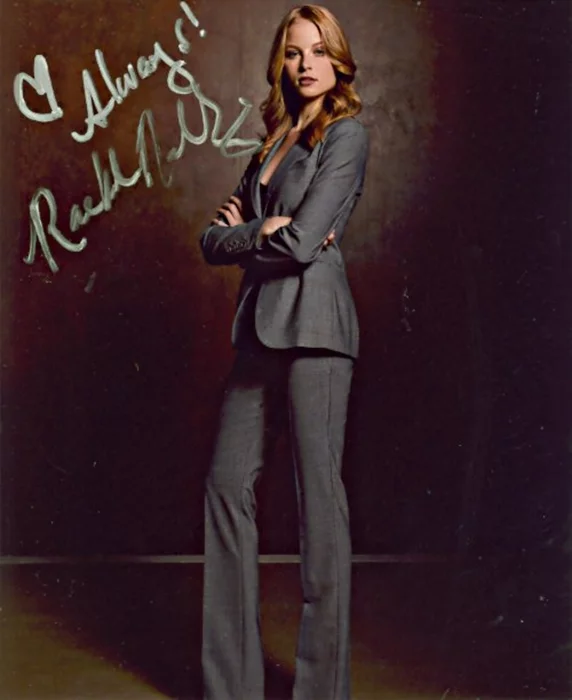 Rachel Nichols autograph