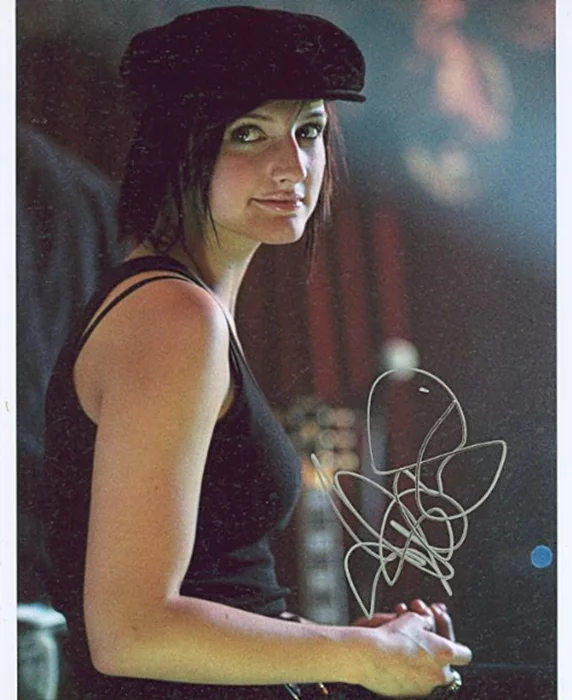 Ashlee Simpson autograph