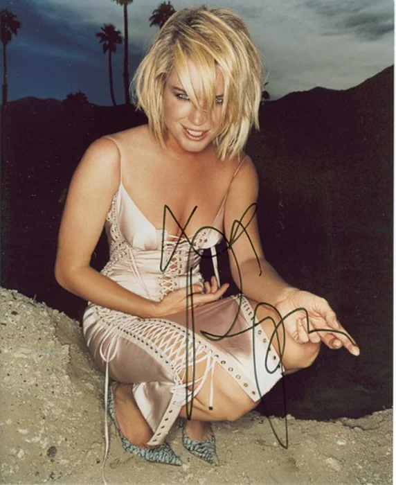 Rebecca Romijn autograph
