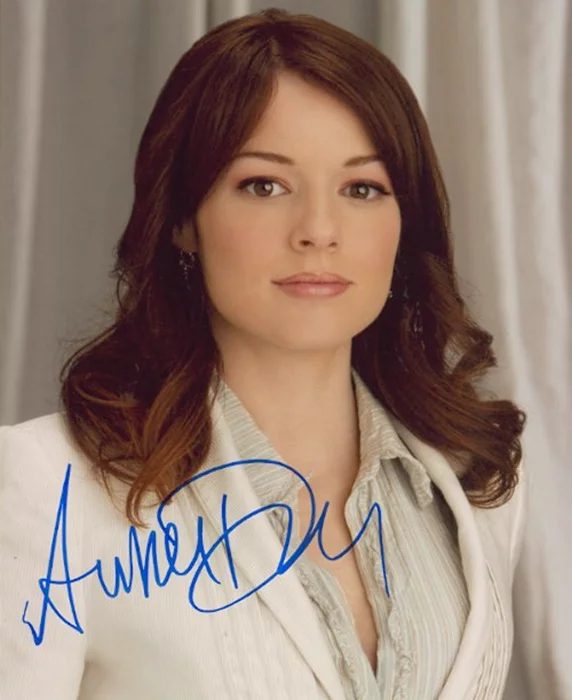 Aubrey Dollar autograph