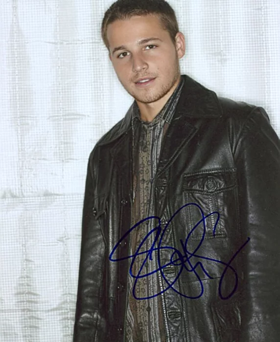 Shawn Pyfrom autograph