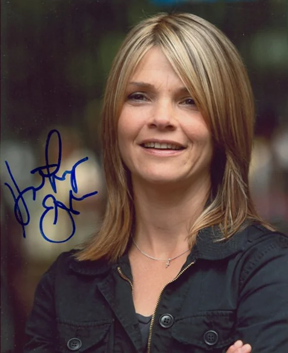 Kathryn Erbe autograph