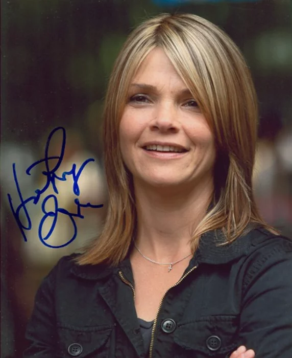 Kathryn Erbe autograph