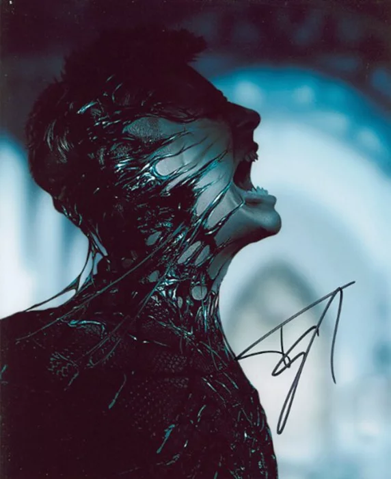 Topher Grace autograph
