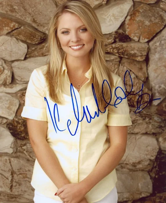 Kaitlin Doubleday autograph