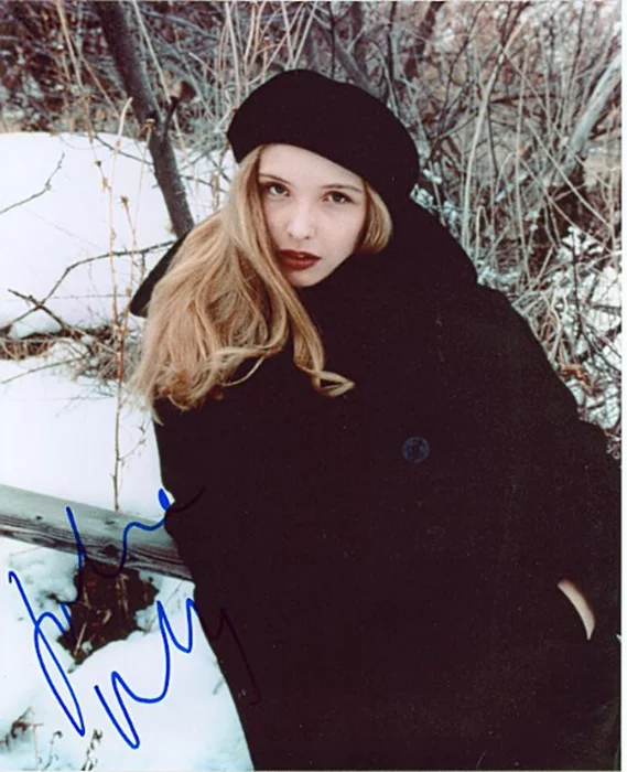 Julie Delpy autograph