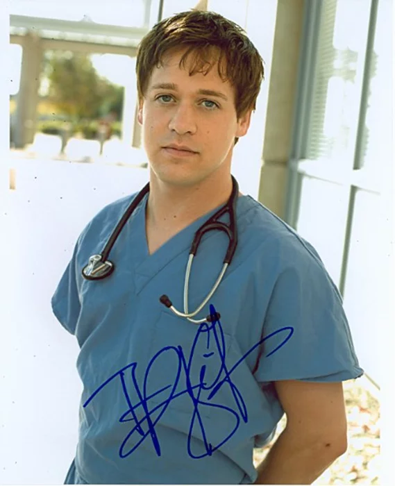 T.R. Knight autograph