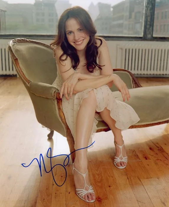 Mary Louise Parker autograph