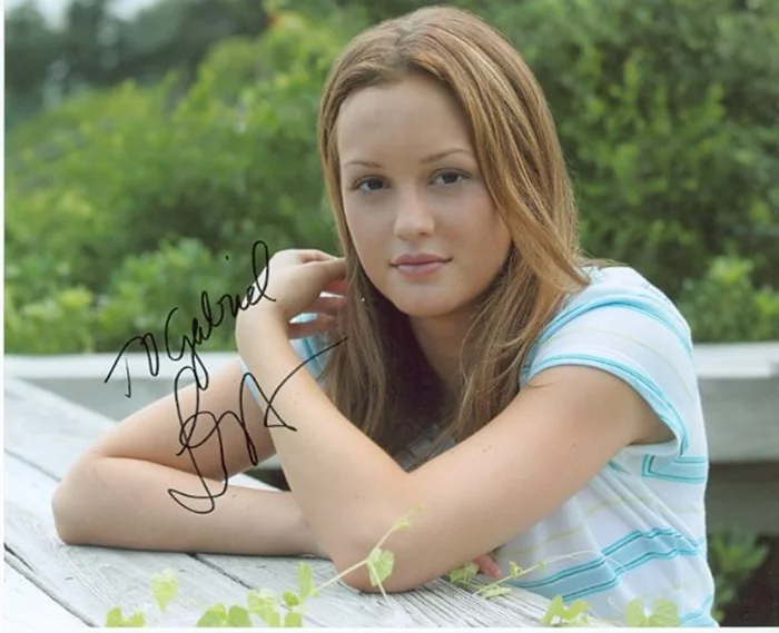 Leighton Meester autograph