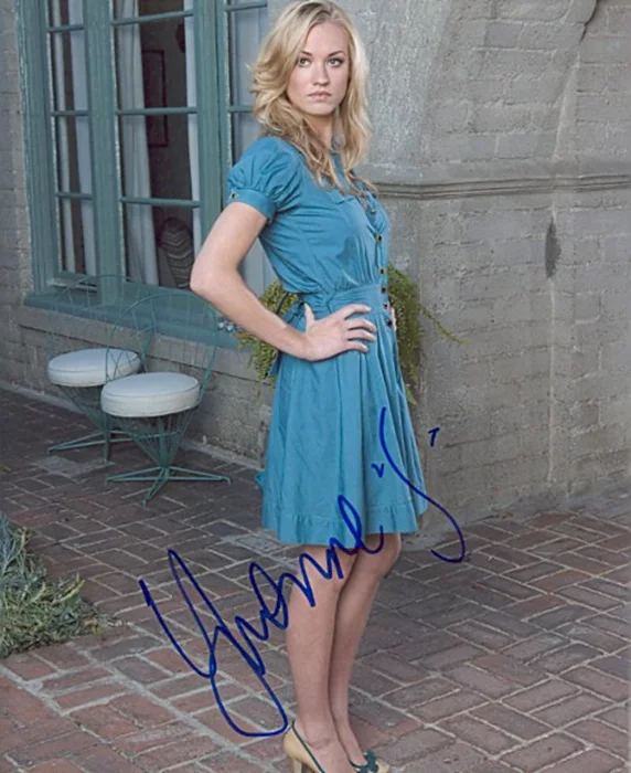 Yvonne Strzechowski autograph