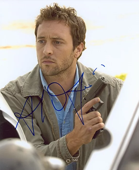 Alex O'Loughlin autograph