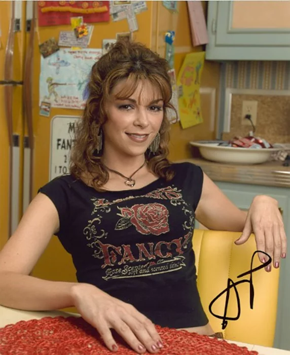 Amy Pietz autograph