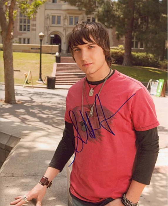Scott Michael Foster autograph