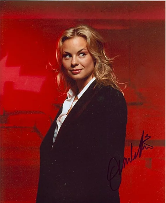 Jessica Collins autograph