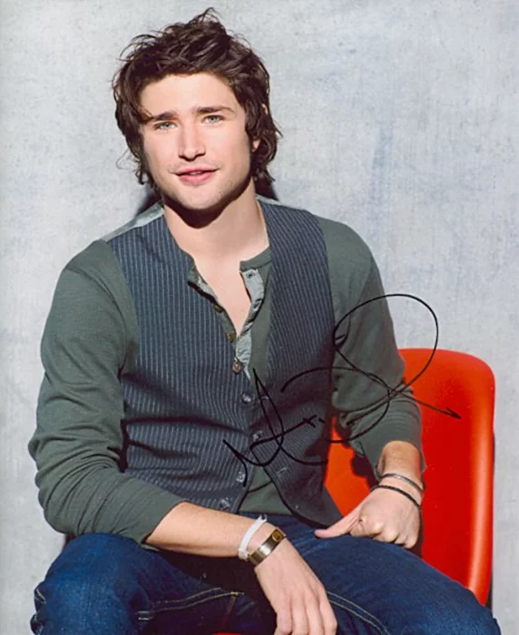 Matt Dallas autograph