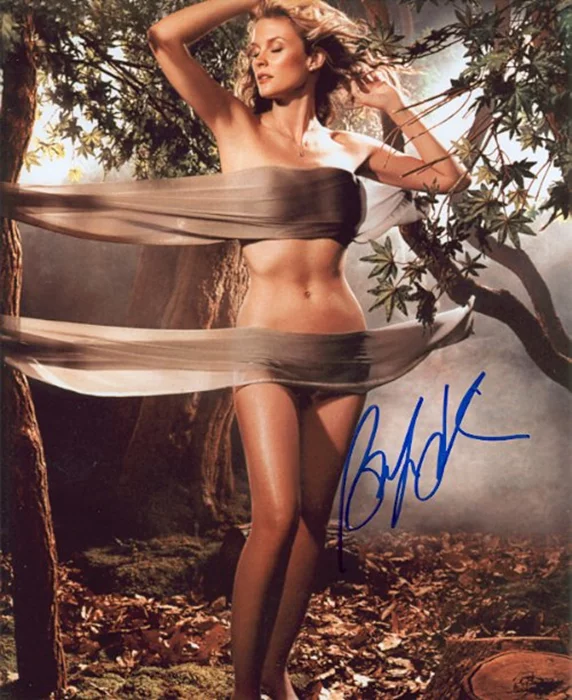 Bonnie Somerville autograph