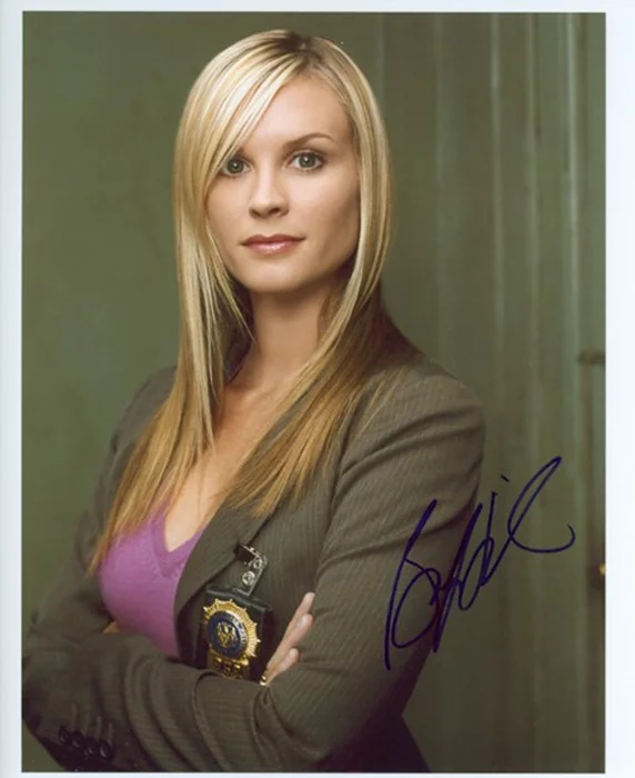 Bonnie Somerville autograph