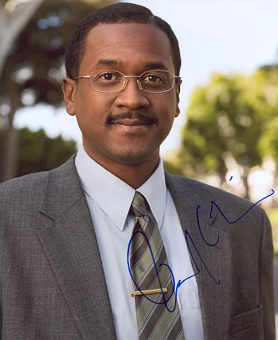 Jerry Minor autograph