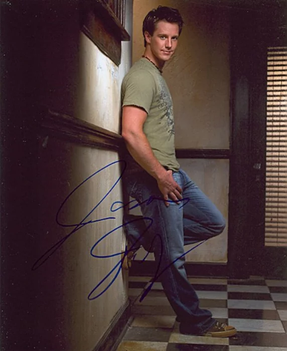 Jason Dohring autograph