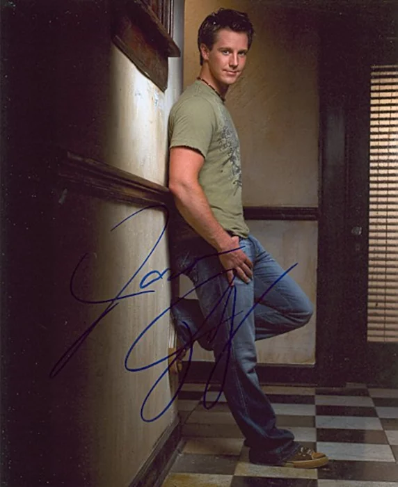 Jason Dohring autograph